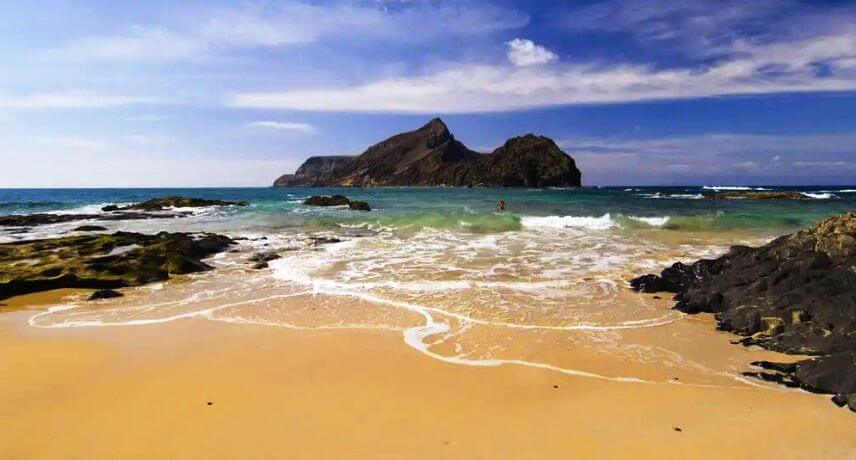 Calheta Porto Santo - Best Beaches & Natural Swimming Pools on Madeira Island